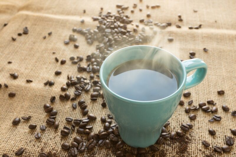 Ein Anbau von Kaffee auf kleinen Flächen erfordert somit mehr Arbeit.