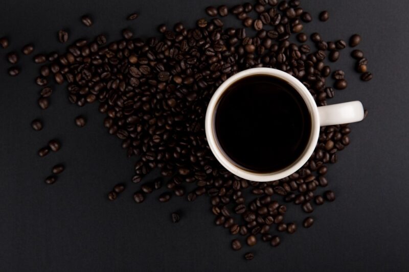 Neben Kaffeevollautomaten mit Münzsystemen gibt es auch jene mit speziellen Bezahlmethoden.